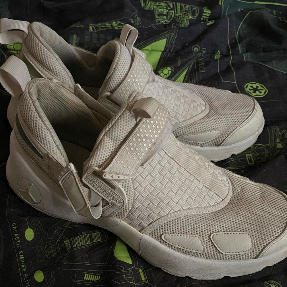 JORDAN TRAINERS!!!!